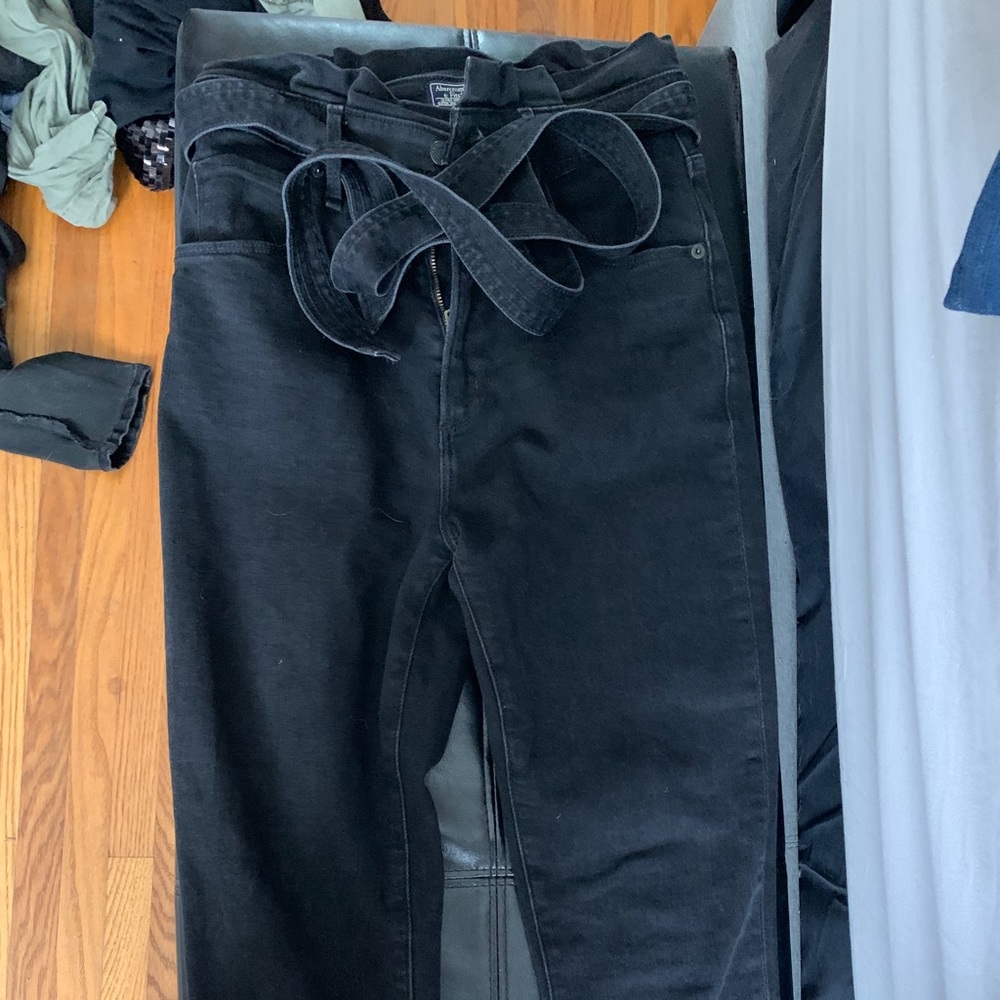 Abercrombie High-rise paper bag jeans